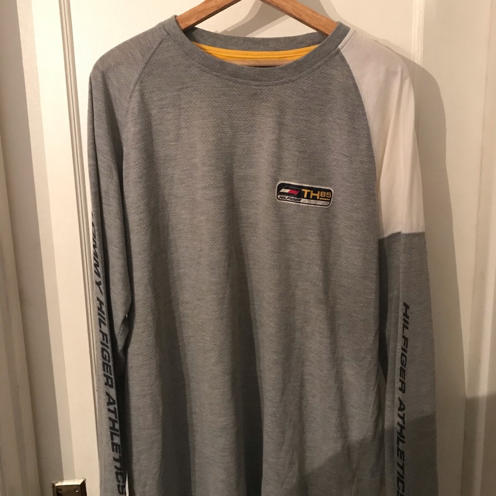 Tommy Hilfiger Athletics 90s Long Sleeve.